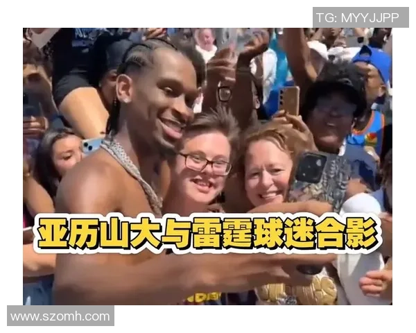 足球明星签名背后的故事与价值探索：如何影响球迷与市场