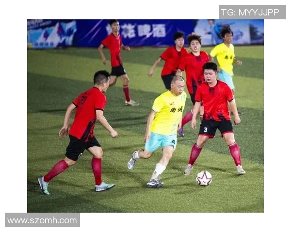 球星热身精彩纷呈 足球赛前全方位备战集锦 球星热身精彩纷呈 足球赛前全方位备战集锦